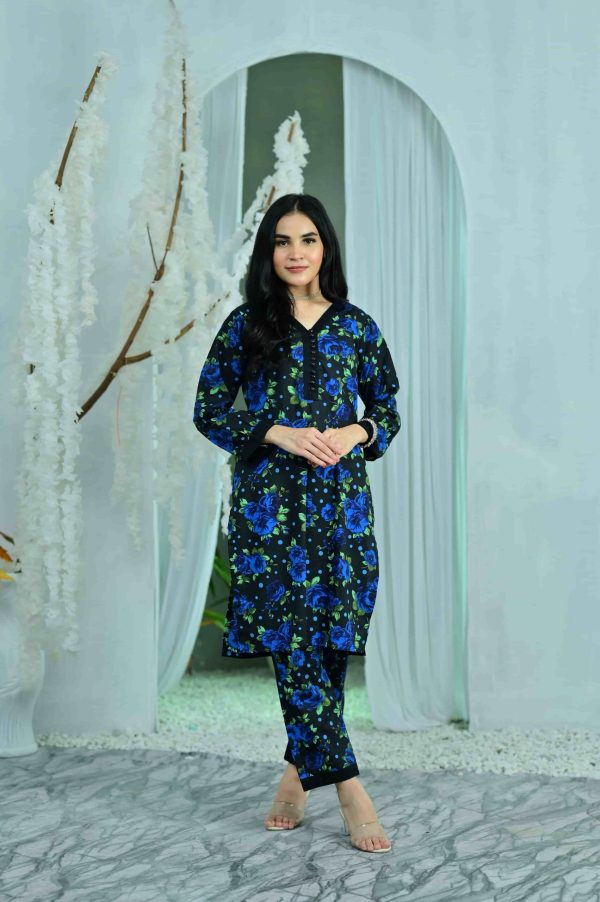 Printed lawn suits designs 2018 best sale